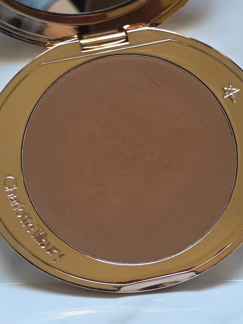 Charlotte Tilbury 3 TAN Air Brush Bronzer (0.56 oz.)
